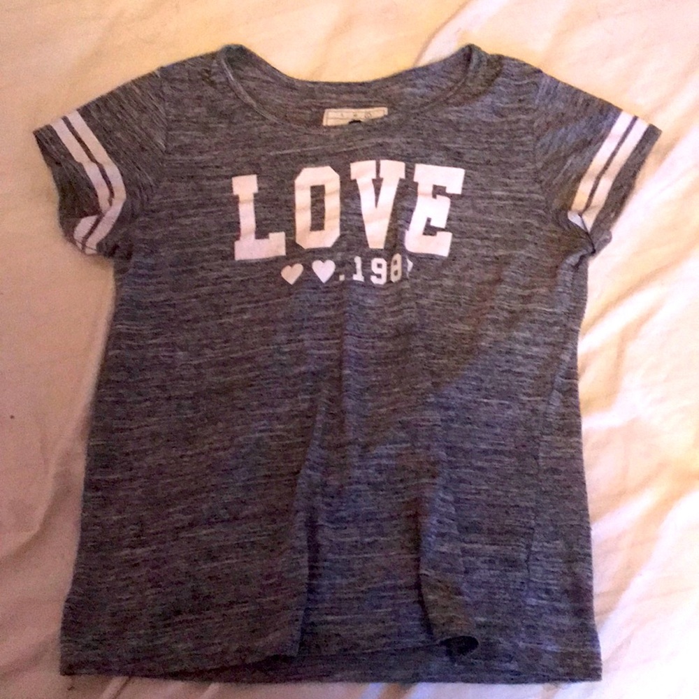 A gray and white shirt.